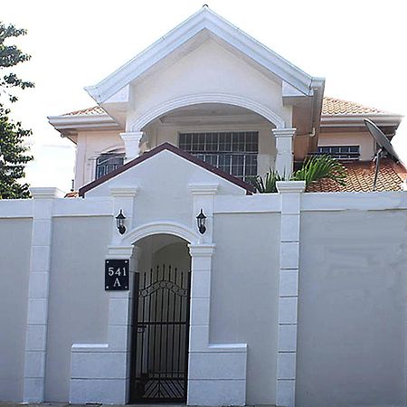 Leizel'S Bed & Breakfast Palompon 외부 사진