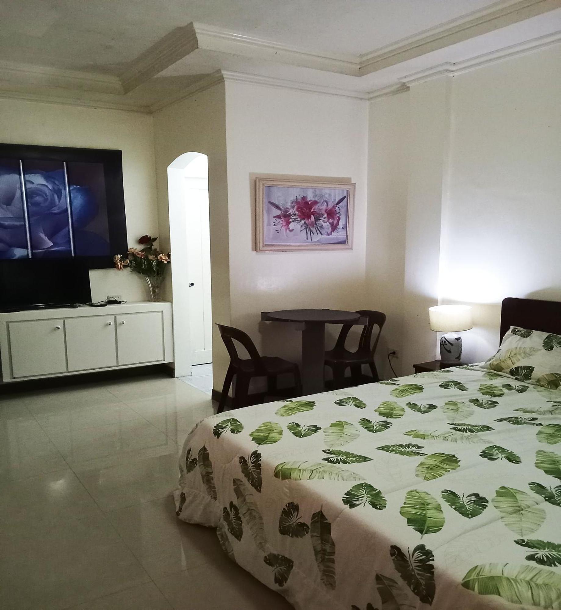 Leizel'S Bed & Breakfast Palompon 외부 사진