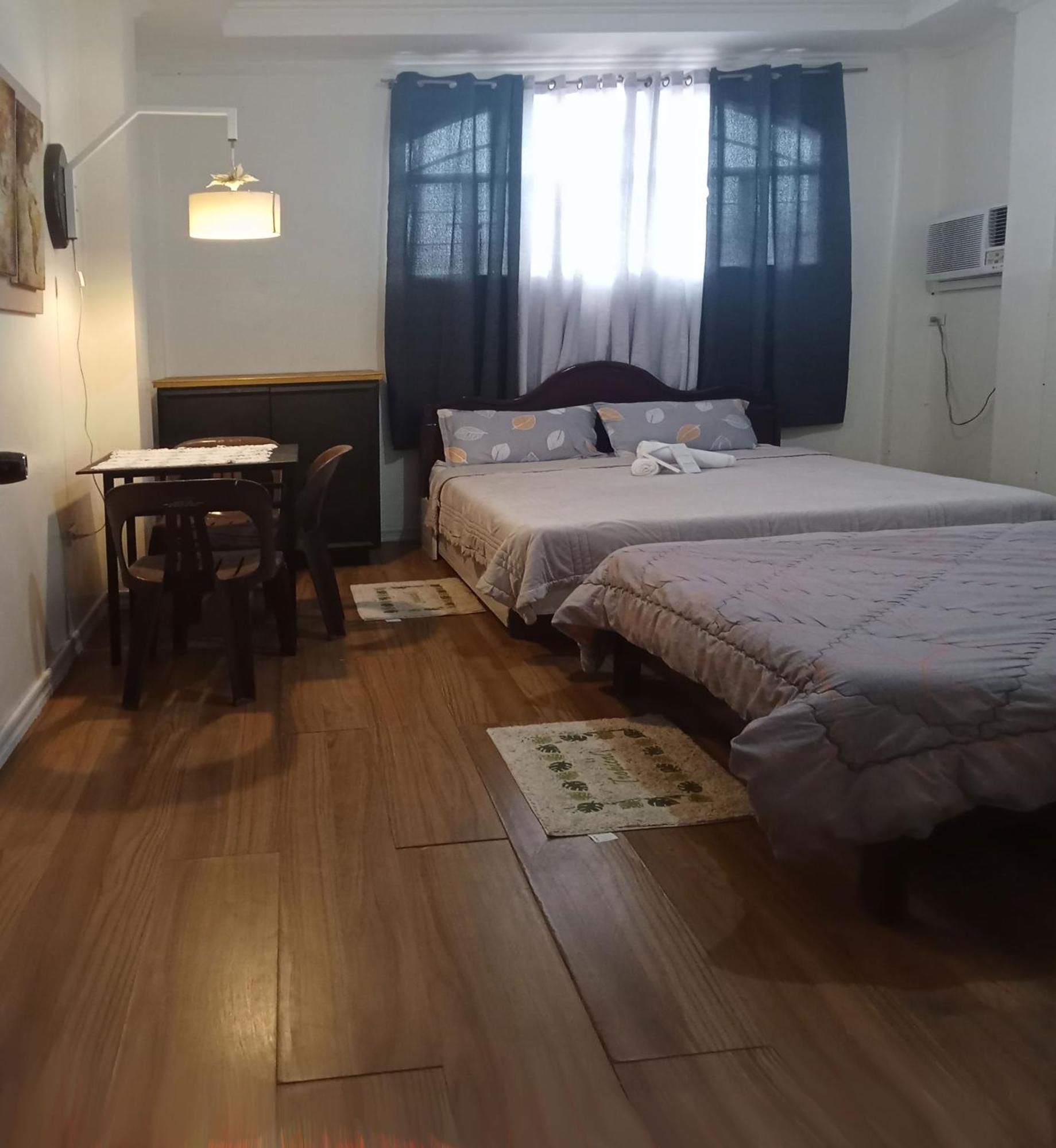 Leizel'S Bed & Breakfast Palompon 외부 사진